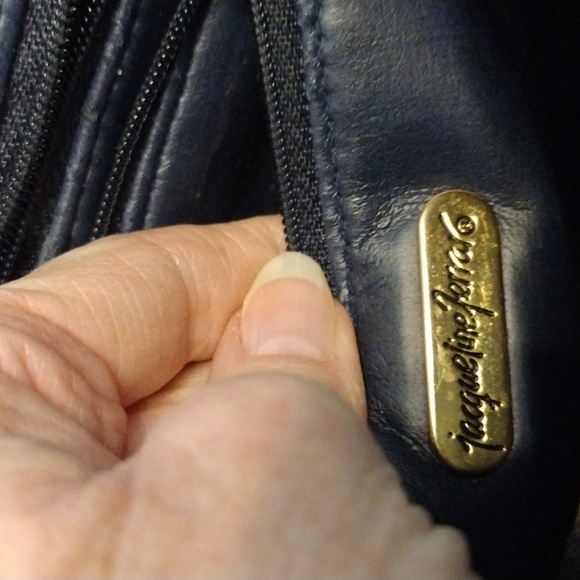 Vintage Jaqueline Ferrar Navy Leather Crossbody - Picture 14 of 16